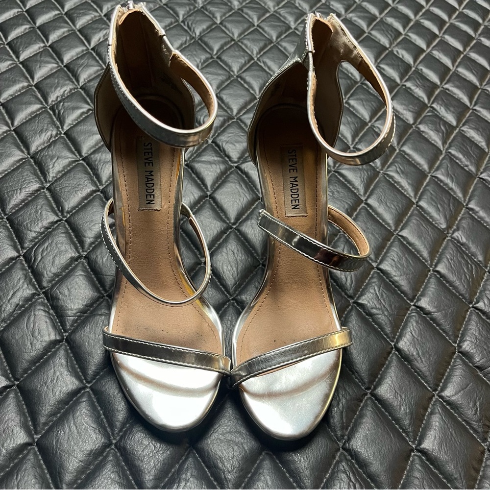 Steve Madden Feelya Strappy High Heels Size 8 Silver - Picture 2 of 8